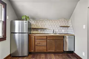 1433 Spaight St, Madison, WI 53703 - Photo 33