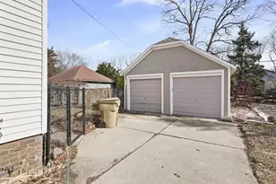 1433 Spaight St, Madison, WI 53703 - Photo 45