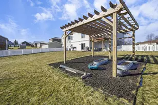 1215 Springbrook Dr, Baraboo, WI 53913 - Photo 43