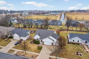 108 Donegal Dr, Cottage Grove, WI 53527 - Photo 3