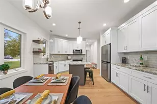 117 Ashberry Ln, Stoughton, WI 53558 - Photo 11