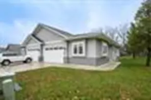 117 Ashberry Ln, Stoughton, WI 53558 - Photo 23