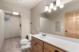 N6021 Westview Dr, Fond du Lac, WI 54937 - Photo 11