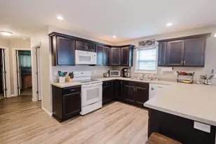 1400 Bea Ann Dr, Ridgeville, WI 53565 - Photo 9