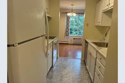 2142 Allen Boulevard #4, Middleton, WI 53562 - Photo 7