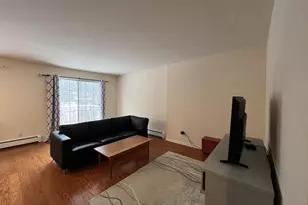 2142 Allen Blvd, Middleton, WI 53562 - Photo 7