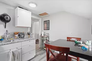 930 E Dayton St, Madison, WI 53703 - Photo 29