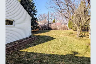 20 W Brown Street, Waupun, WI 53963 - Photo 5