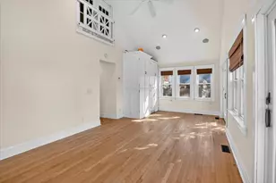 2641 Chamberlain Ave, Madison, WI 53705 - Photo 21