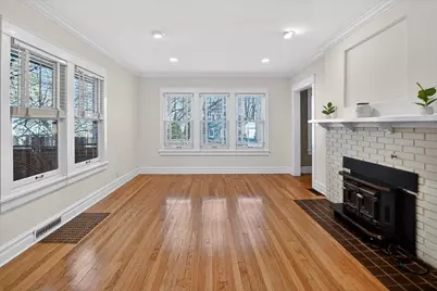 2641 Chamberlain Avenue, Madison, WI 53705 - Photo 7