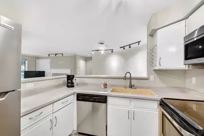 9 Captains Court #2, Madison, WI 53719 - Photo 21