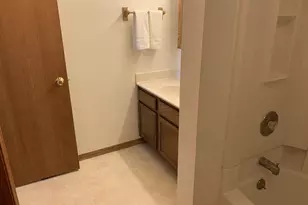 903 Clarmar Dr, Sun Prairie, WI 53590 - Photo 35