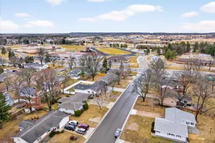 2306 Woodcrest Dr, Portage, WI 53901 - Photo 61