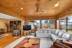 2306 Woodcrest Dr, Portage, WI 53901 - Photo 19