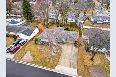 2306 Woodcrest Drive, Portage, WI 53901 - Photo 3