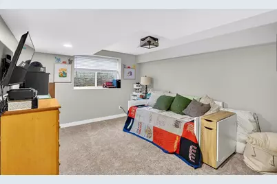 166 Cardinal Lane, Fall River, WI 53932 - Photo 33