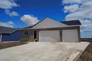 997 Bell Circle, Arlington, WI 53911 - Photo 3