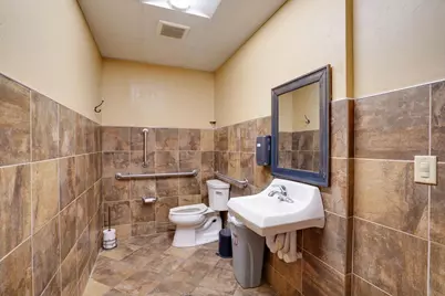 112 W Maple Avenue, Beaver Dam, WI 53916 - Photo 29