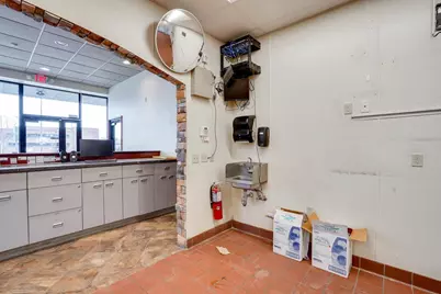 112 W Maple Avenue, Beaver Dam, WI 53916 - Photo 17