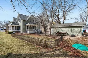725 Main St, Poynette, WI 53955 - Photo 3