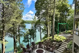 W4996 Robinson Dr, Elkhorn, WI 53121 - Photo 5