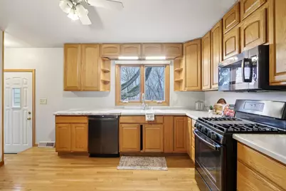 1306 Acewood Boulevard, Madison, WI 53716 - Photo 11