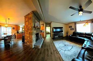 285 Berry Ln, Wisconsin Dells, WI 53965 - Photo 3