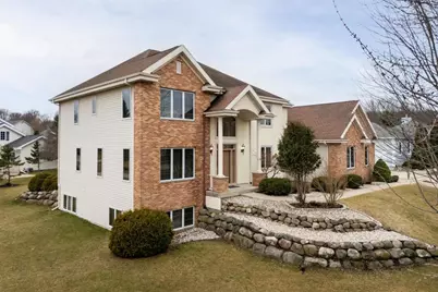 8701 Nelson Crossing, Verona, WI 53593 - Photo 3