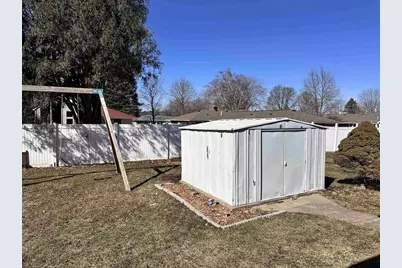 137 Pedretti Parkway, Prairie Du Chien, WI 53821 - Photo 39