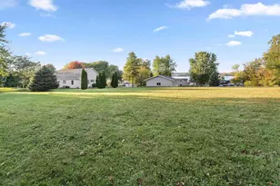 W11025 Glen Dr, Beaver Dam, WI 53916 - Photo 13