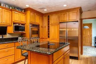 2329 Summit Dr, Janesville, WI 53548 - Photo 5