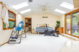 2329 Summit Dr, Janesville, WI 53548 - Photo 39