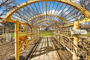 3506 Greendale Ct, Janesville, WI 53546 - Photo 7