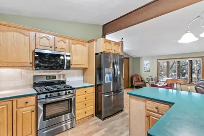 W9477 Parkway Drive, Poynette, WI 53955 - Photo 17