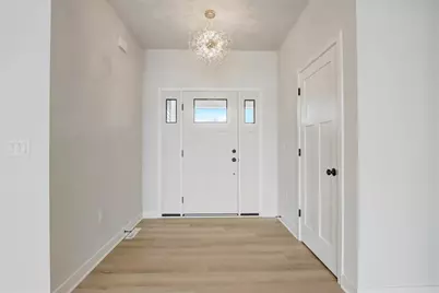 6677 Royal View Dr, DeForest, WI 53532 - Photo 17