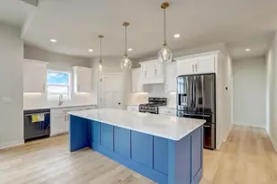 6677 Royal View Dr, DeForest, WI 53532 - Photo 65