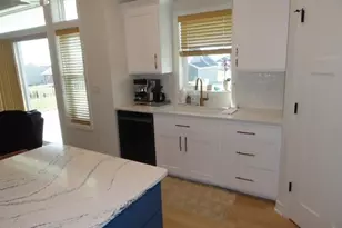 6677 Royal View Dr, DeForest, WI 53532 - Photo 27