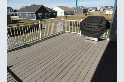 6677 Royal View Dr, DeForest, WI 53532 - Photo 13