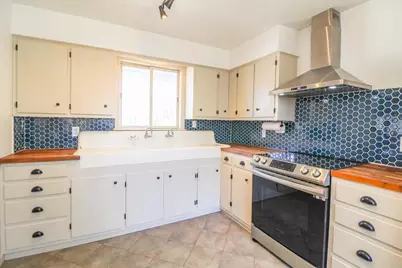 109 S High Street, Cambridge, WI 53523 - Photo 13