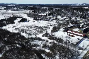 215 E Logan St, Tomah, WI 54660 - Photo 35