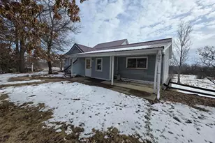 215 E Logan St, Tomah, WI 54660 - Photo 3