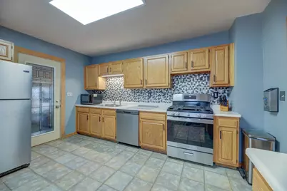 747 Thomas Street, Janesville, WI 53545 - Photo 3