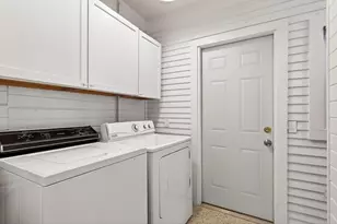 101 Broadway St, Stoughton, WI 53589 - Photo 17