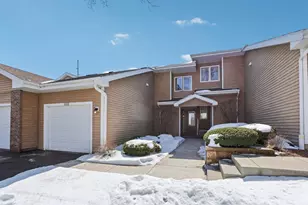 208 Creek Edge Ct, Waunakee, WI 53597 - Photo 3