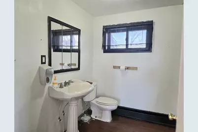 215 E Logan Street, Tomah, WI 54660 - Photo 11