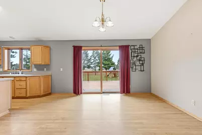 2734 Brooks Ridge Drive, Sun Prairie, WI 53590 - Photo 13