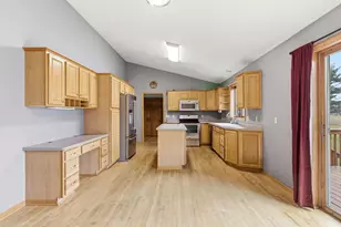 2734 Brooks Ridge Drive, Sun Prairie, WI 53590 - Photo 19