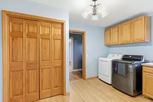 2734 Brooks Ridge Drive, Sun Prairie, WI 53590 - Photo 25