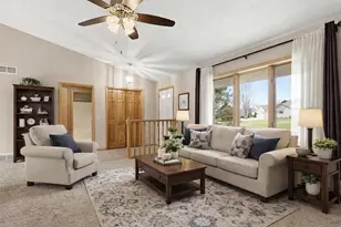 2734 Brooks Ridge Drive, Sun Prairie, WI 53590 - Photo 9