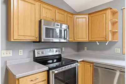 2734 Brooks Ridge Drive, Sun Prairie, WI 53590 - Photo 23